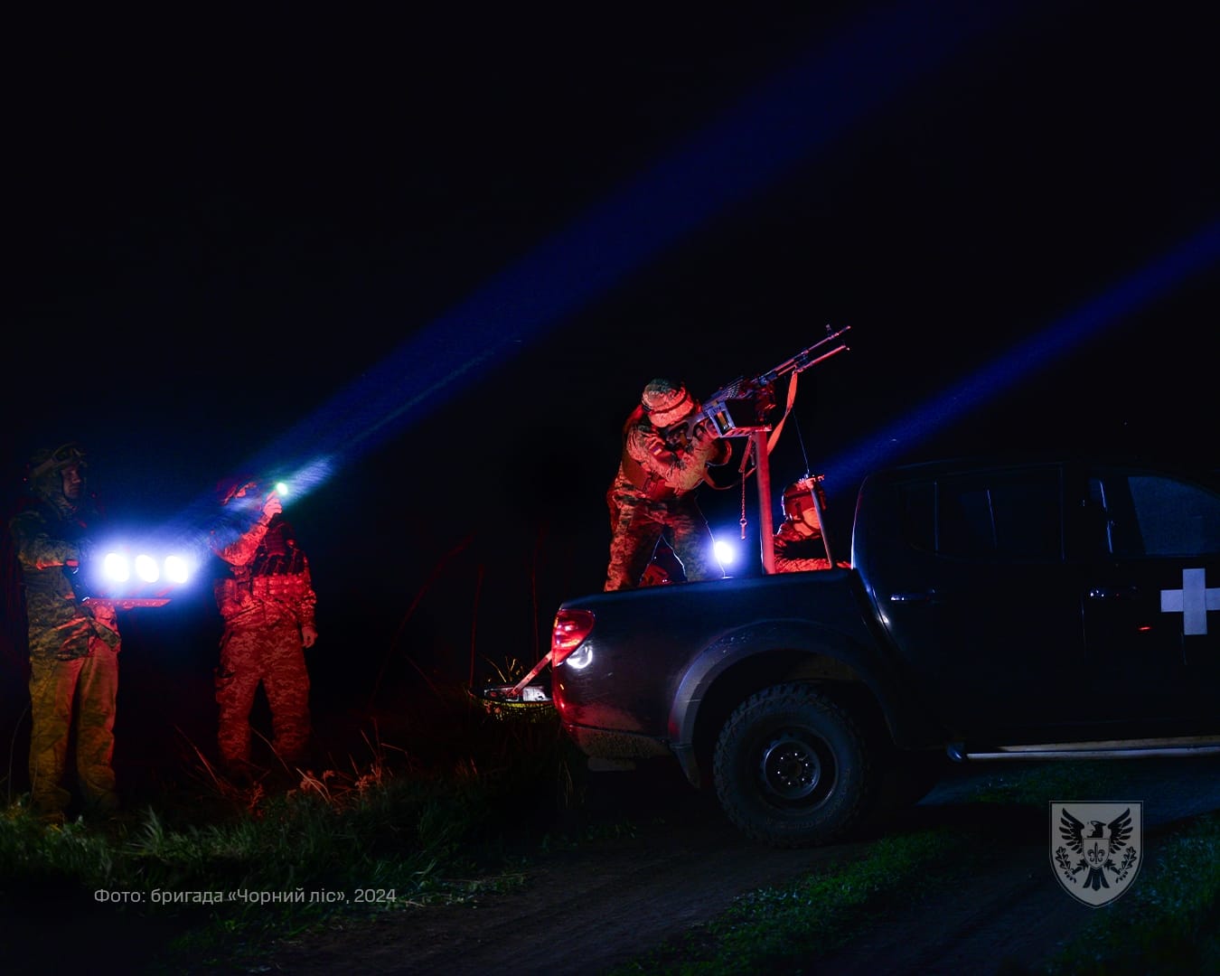 Нічна робота мобільних вогневих груп / Фото: Бригада - "Чорний ліс"