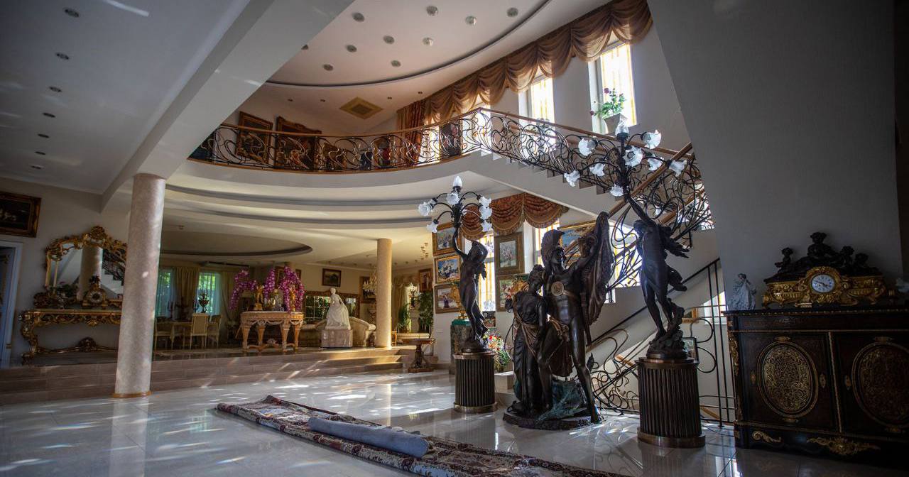 Житло колишнього народного депутата, який підозрюється у скоєнні кримінального злочину / Фото СБУ