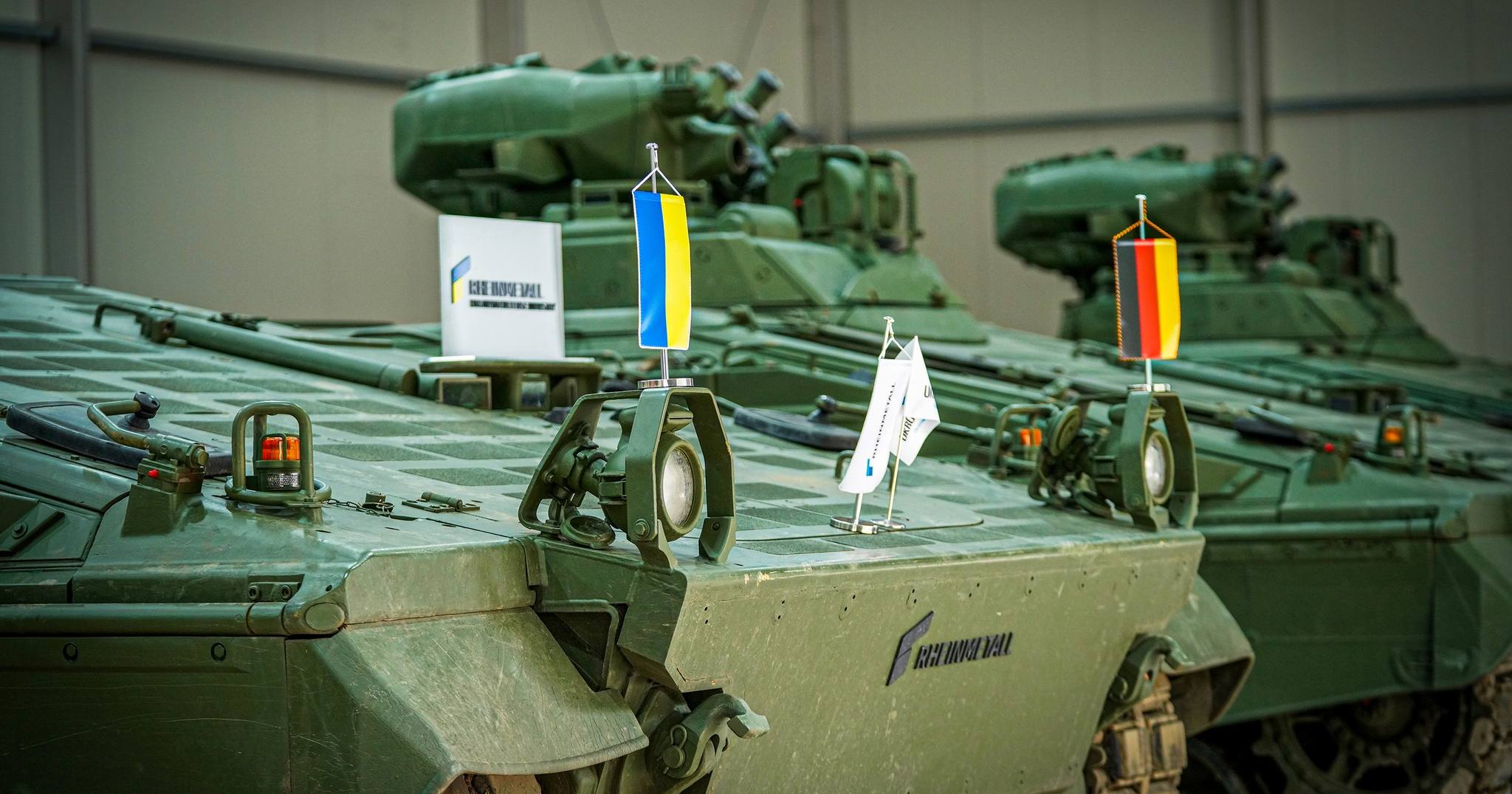 Укроборонпром і Rheinmetall відкрили перший спільний цех з ремонту і виробництва бронетехніки в Україні / Фото Укроборонпром