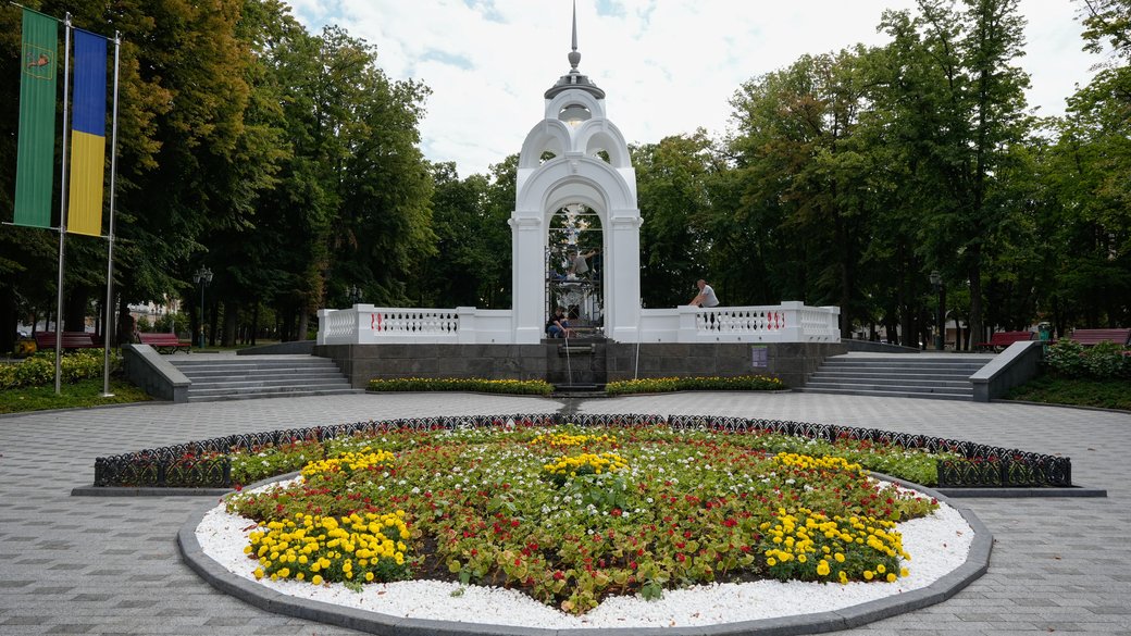 Дзеркальний струмінь у Харкові / Фото: Суспільне