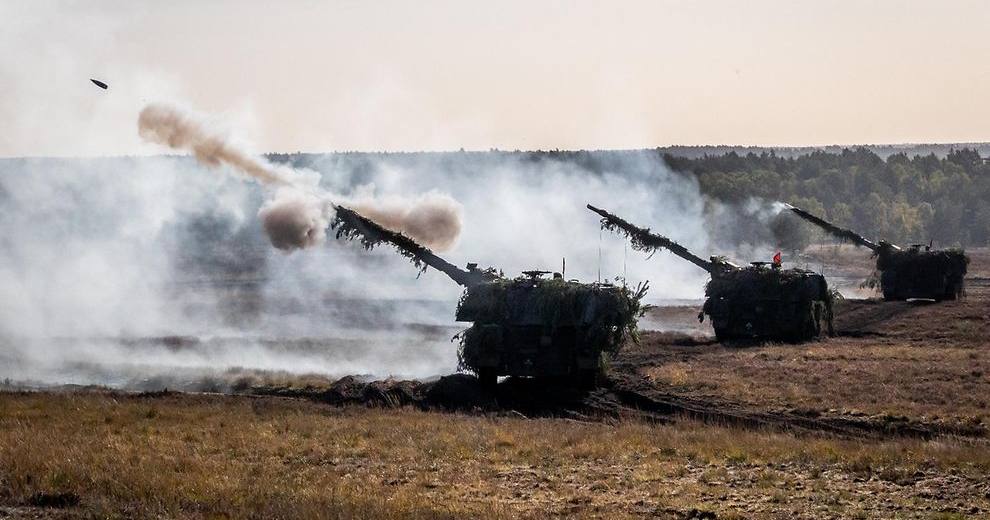 Самоходные гаубицы PzH 2000 / Фото Bundeswehr