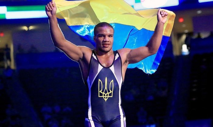 Жан Беленюк  / megasport