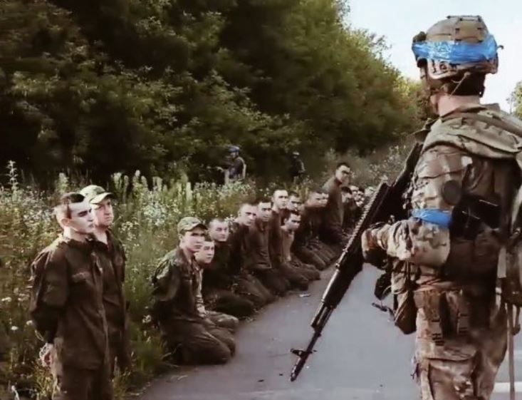 Російські полонені у Курській області / Фото: DeepState
