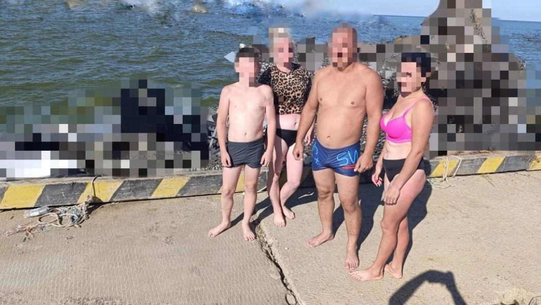 Родина, яку врятували моряки ВМС / Фото: ВМС ЗСУ