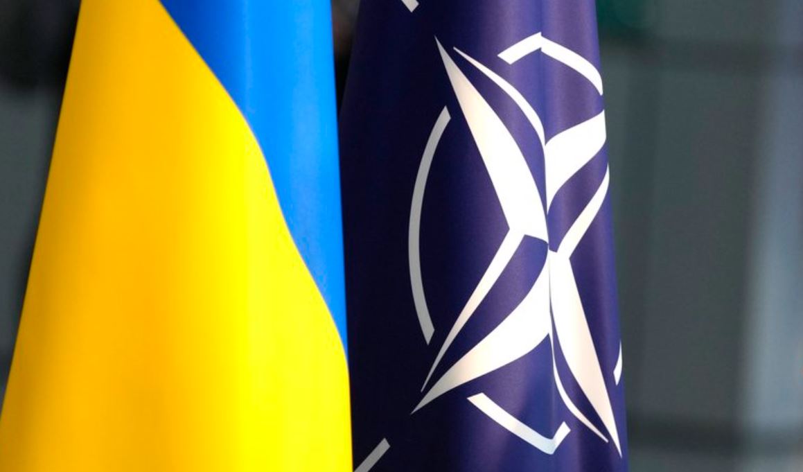 Флаги Украины и НАТО / Фото: AP