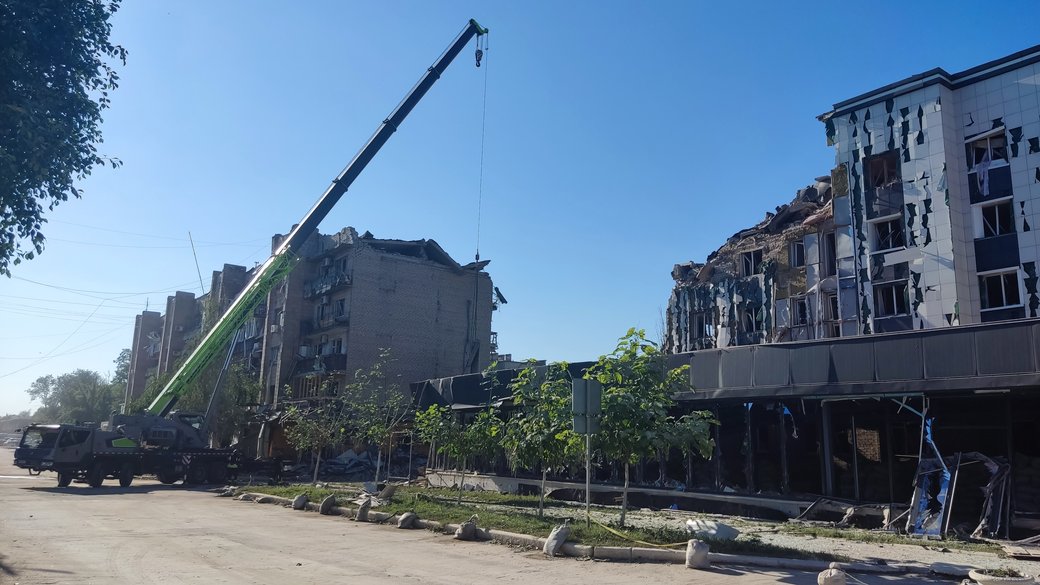 Зруйновані будинку у Покровську / Фото: Суспільне