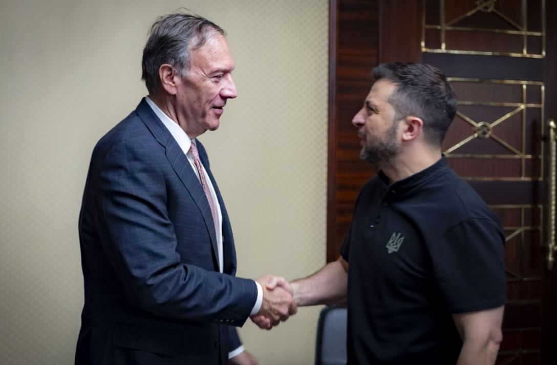 Президент України Володимир Зеленський у Києві зустрівся з колишнім державним секретарем США Майком Помпео / Фото: Офіс президента