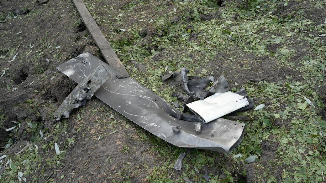 Уламки російської авіаційної бомби після удару в Харкові, 12 вересня 2024 року / Фото: Суспільне