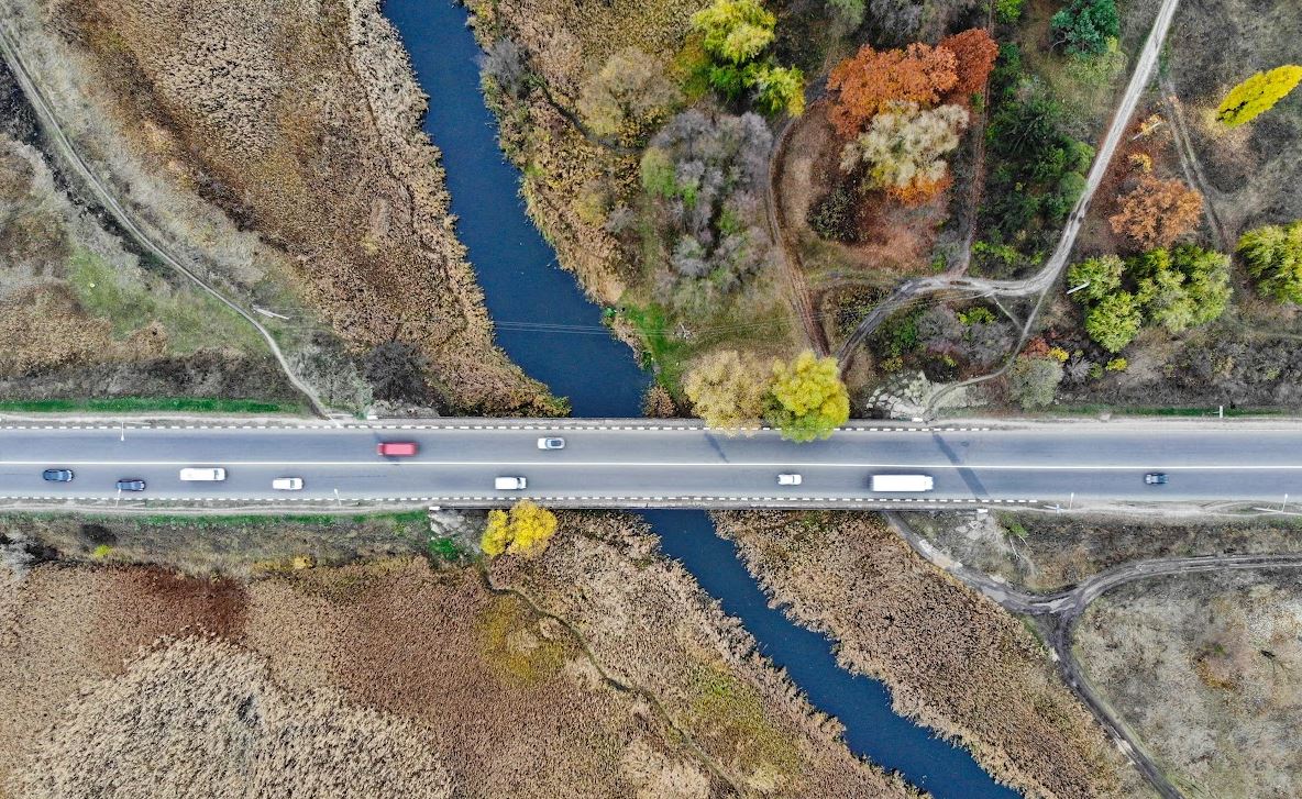 Міст через річку Уди у Харкові / Фото: glavnoe.in.ua