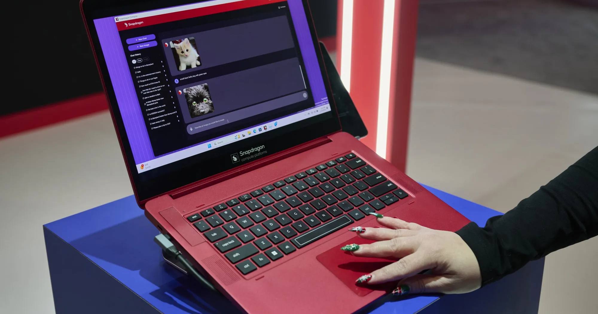 ШІ, що генерує текст у зображення, на ноутбуці з чипом Qualcomm Snapdragon X Elite / Фото Bloomberg