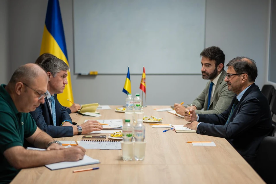 Україна звернулась до Іспанії щодо військової допомоги / Міноборони