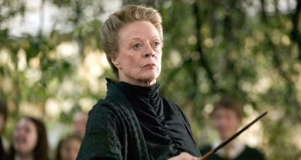 Британська акторка Меггі Сміт у ролі професора Макгонагалл у фільмах про Гаррі Поттера / Кадр з фільму