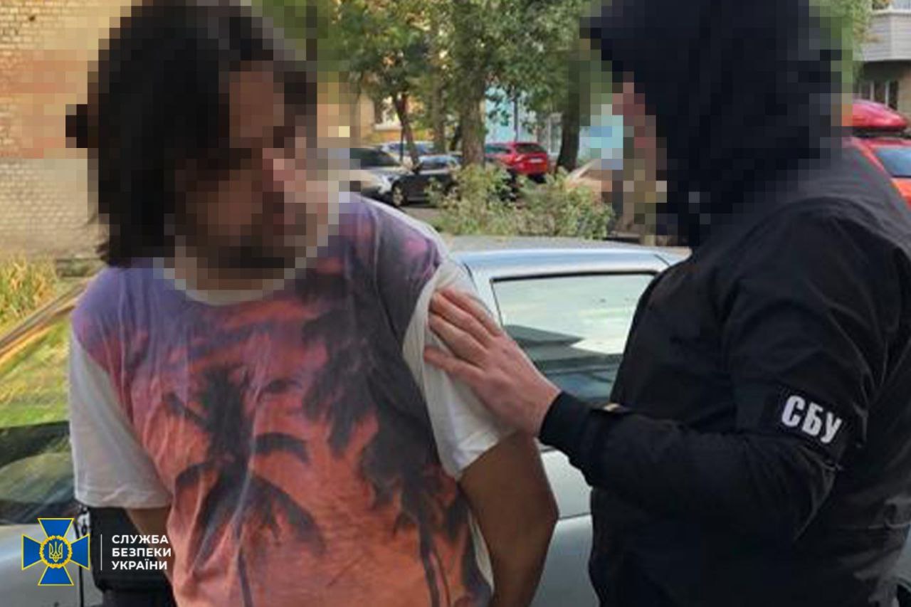 Суд арестовал мужчину, который унижал погибших военных / Фото: СБУ