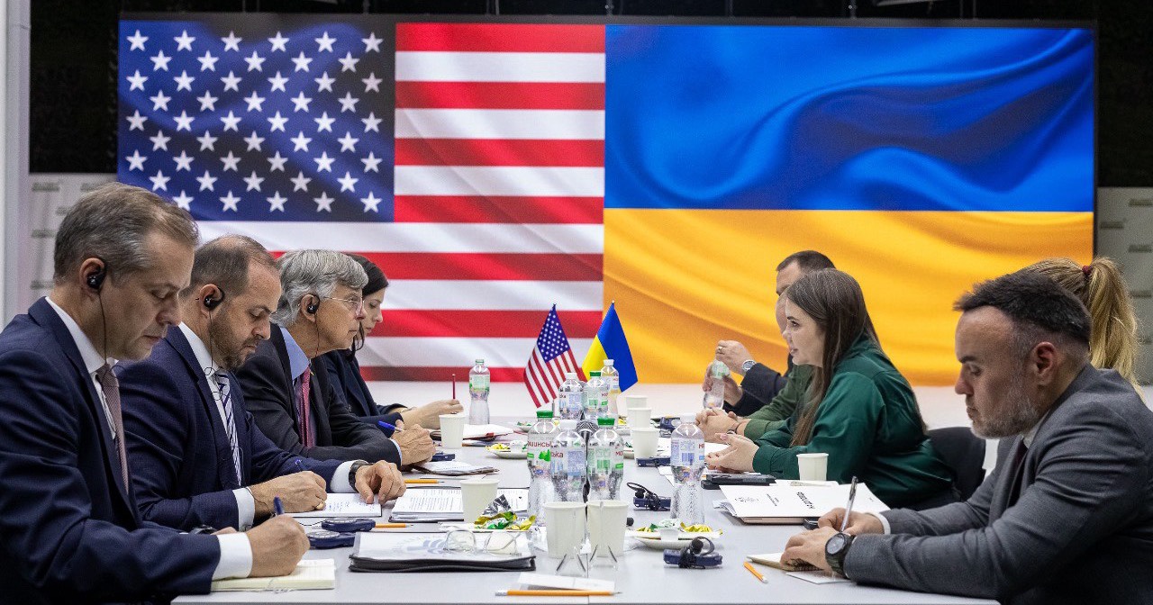 Зустріч представників Міноборони з американською делегацією на чолі з віцепрезидентом Інституту миру США Вільямом Тейлором / Фото Міноборони