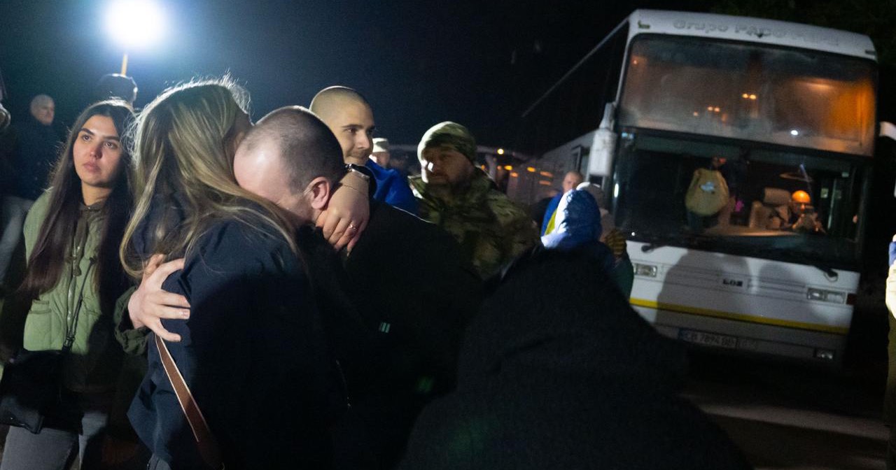 19 жовтня 2024 95 українських захисників повернулися додому / Фото Офіс президента України