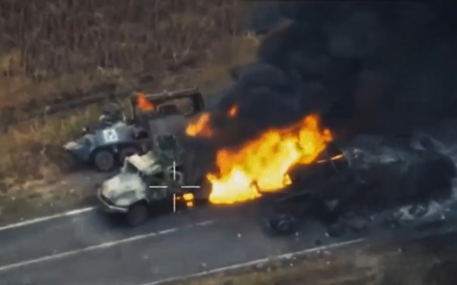 Уничтожена колонна российской бронетехники в Курской области / Фото: Flying Skull