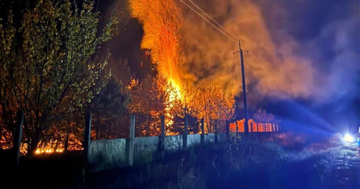 Одна людина загинула, травмована дитина: поліція Київщини фіксує наслідки ворожої атаки / Фото Нацполіція
