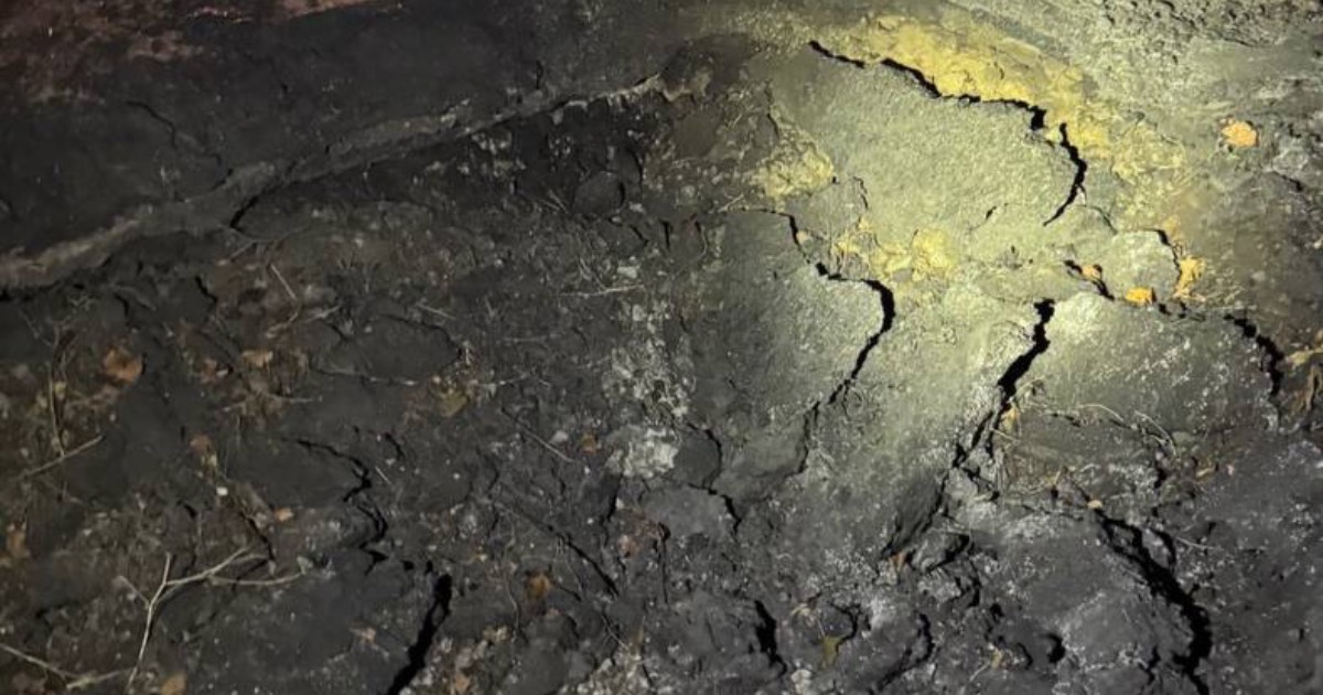 Воронка от удара управляемой ракеты по Харькову 9 ноября 2024 года / Фото из соцсетей