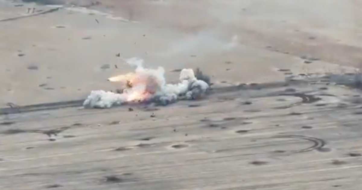 Russian infantry fighting vehicle tried to storm the positions of the 36th Marine Brigade in Kursk region, and ended up with a missile from the Javelin / Screenshot of the video