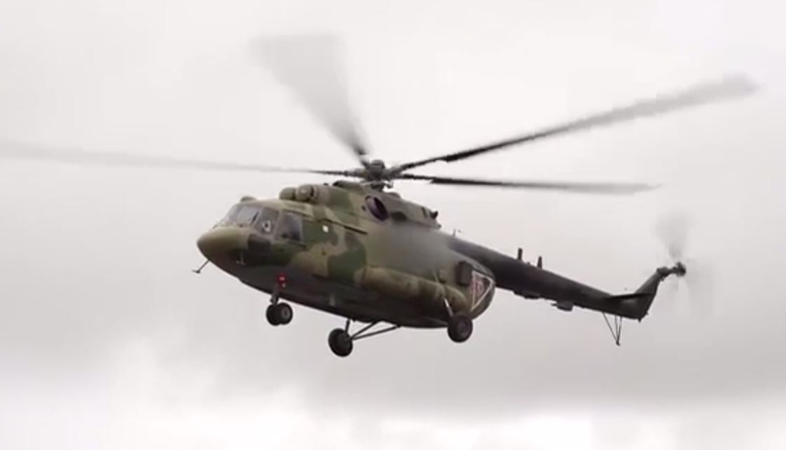 Російський вертольота Мі-8МТПР-1 / Кадр з відео