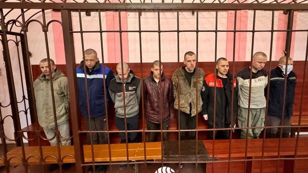 Россияне осудили украинских воинов якобы за обстрелы Мариуполя / Фото: РИА Новости