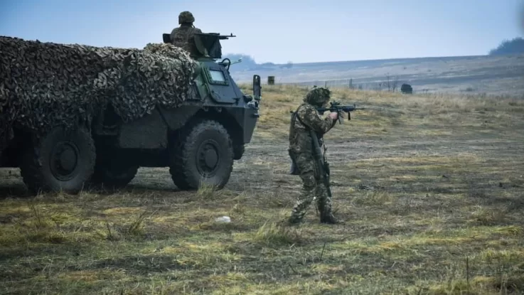 допомога, франція