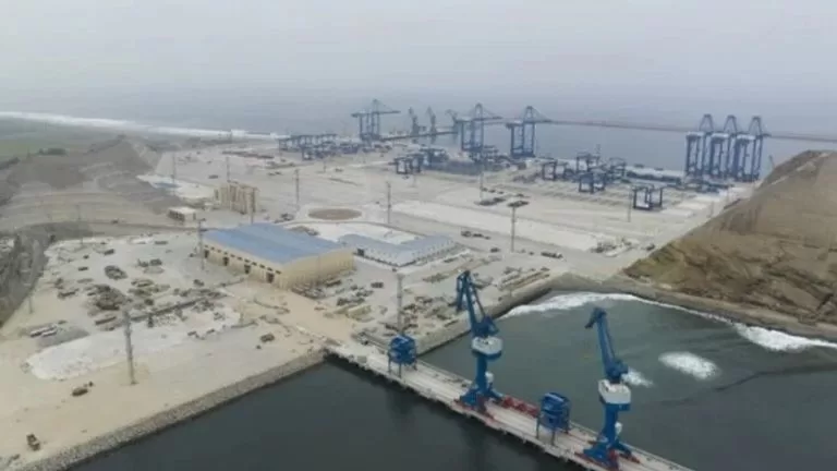 Мегапорт / Reuters