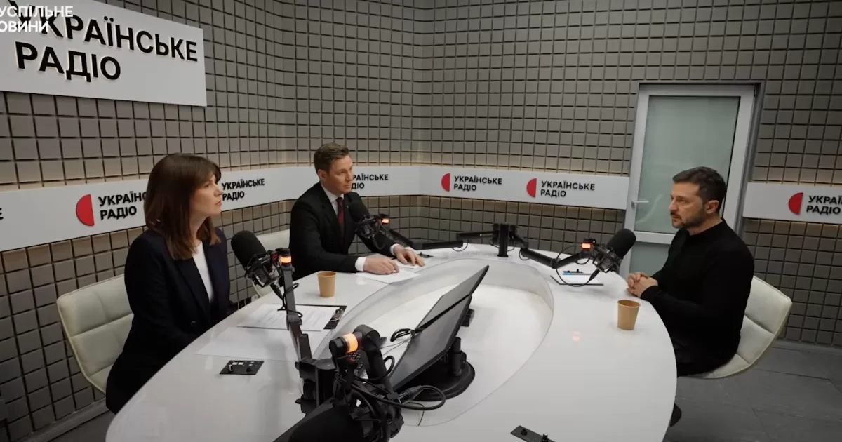 Владимир Зеленский во время интервью на Украинском радио / Скриншот видео