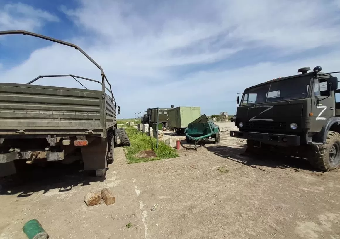 Техника, брошенная 20-й дивизией в Крыму / Фото: "Важные истории"