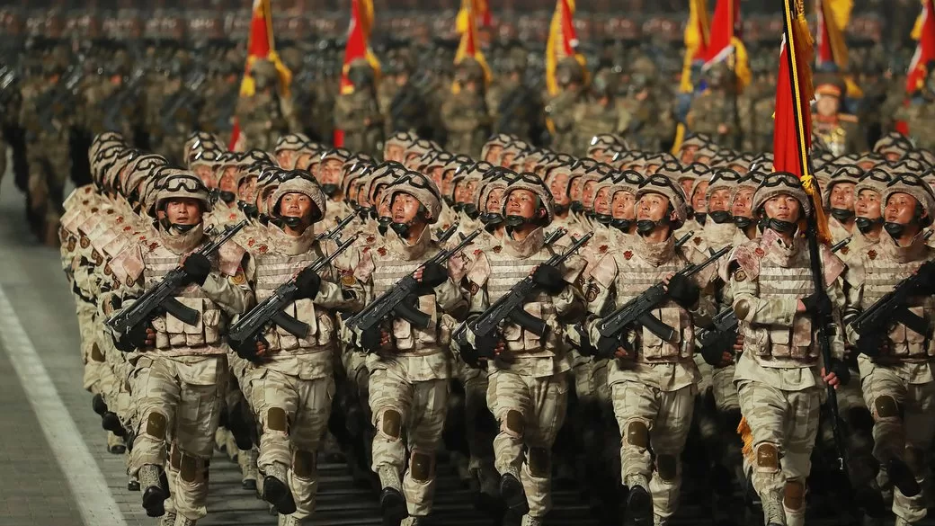 Военный парад в честь 90-й годовщины армии Северной Кореи / Фото: KCNA