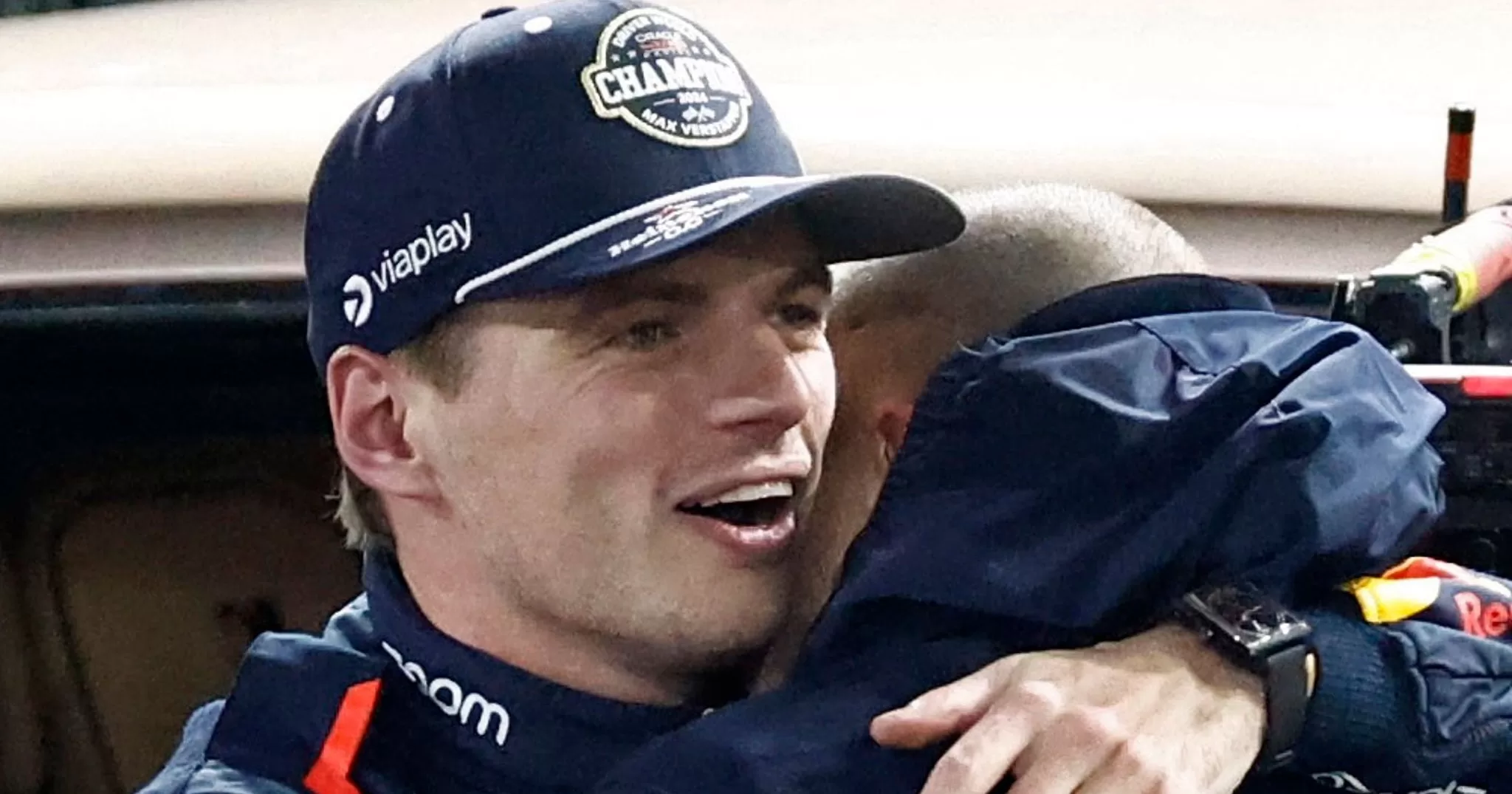 Макс Ферстаппен святкує перемогу / Фото Reuters