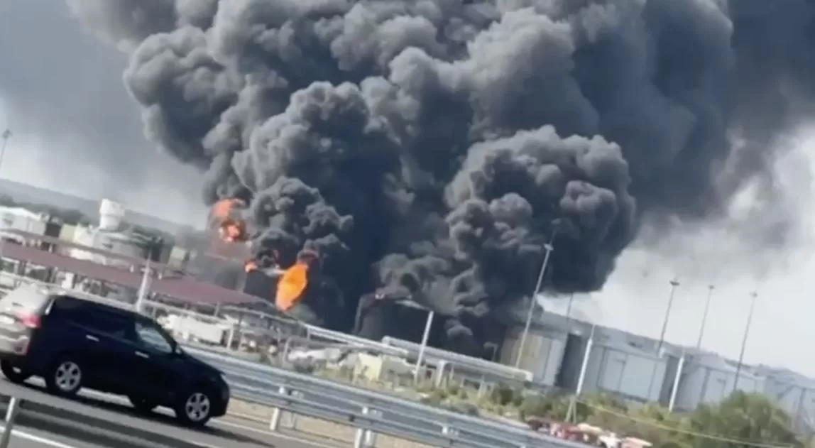 Fire at the Atlas oil depot in Rostov region after the August 28 attack / Photo from social media