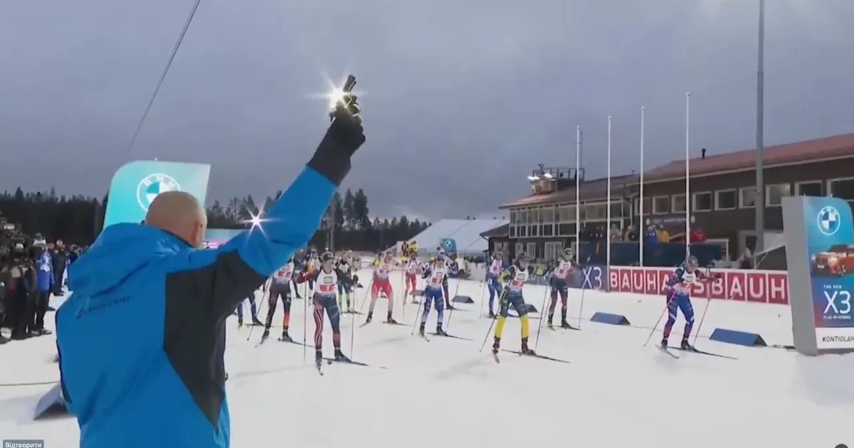 Старт естафети у Контіолахті / Скріншот трансляції
