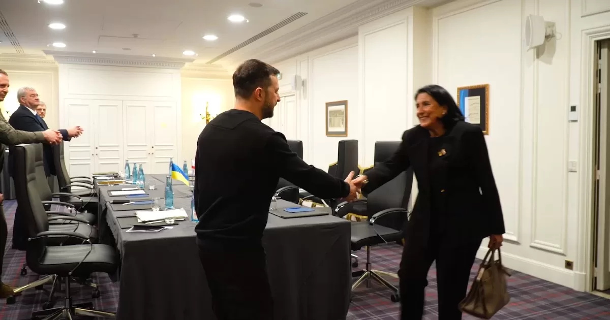 Владимир Зеленский и Саломе Зурабишвили, Париж, 7 декабря 2024 года / Скриншот видео