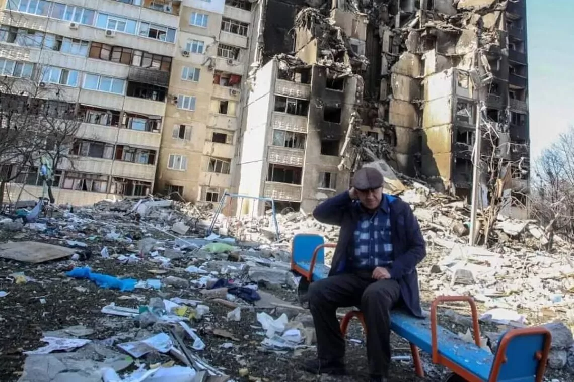 Пошкоджені ворожими атаками будинки / Суспільне