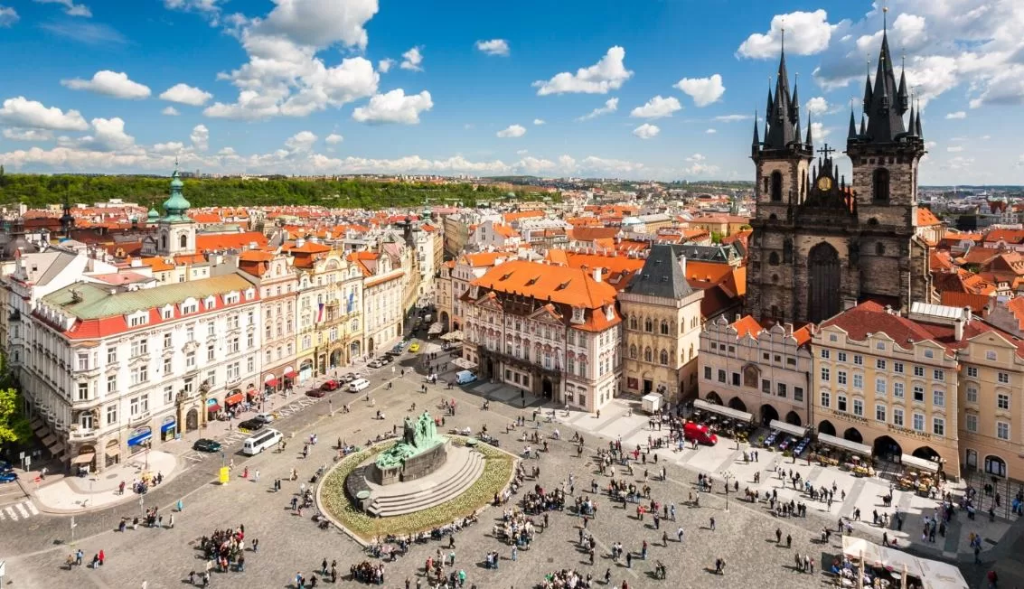 Староместская площадь в Праге / Shuttestock