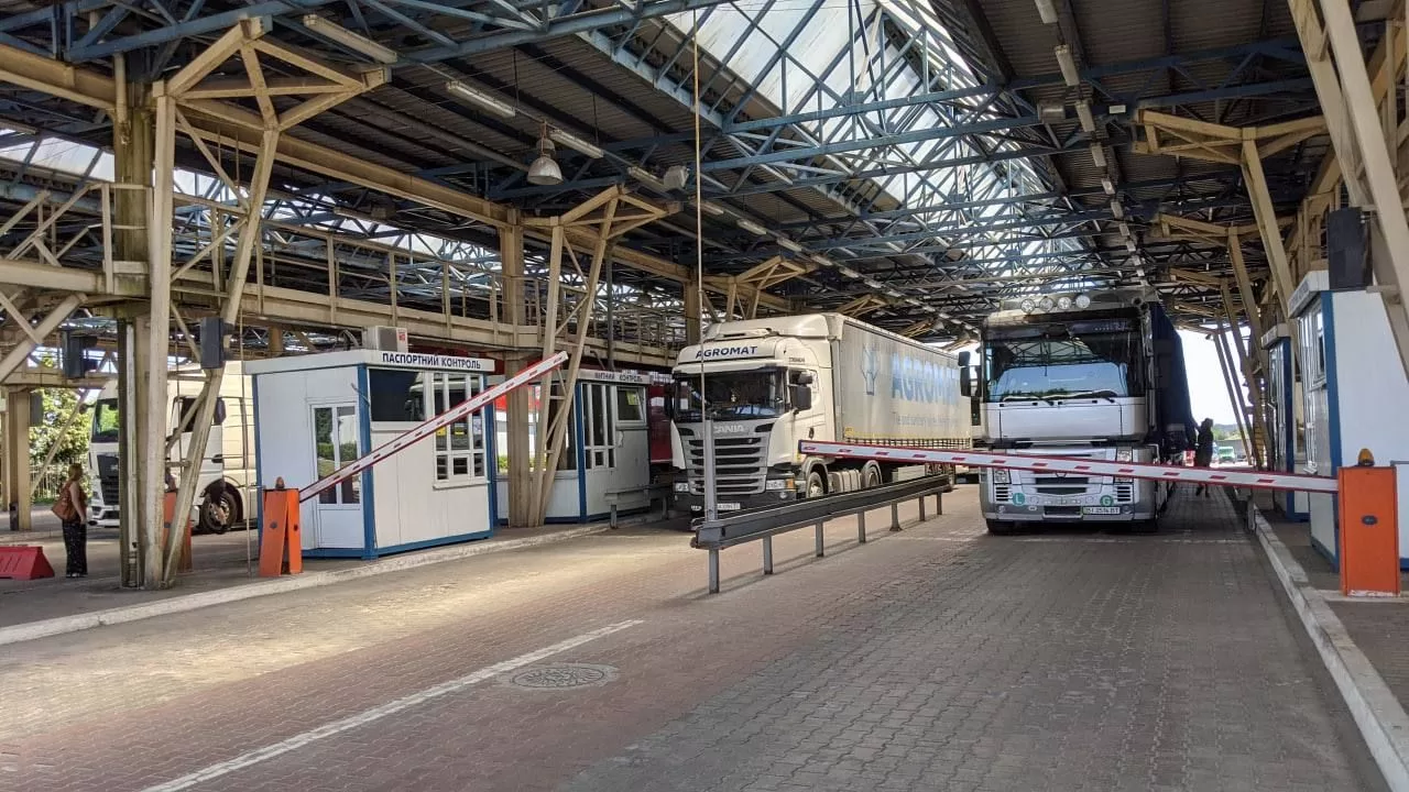 Пункт пропуску "Краківець-Корчова" на кордоні з Польщею / Фото: Державна митна служба України