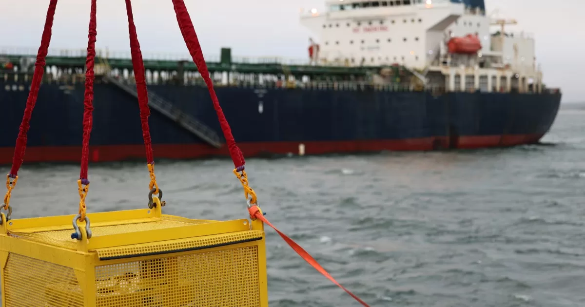 В подводном расследовании участвует робот ROV для проведения подводных операций / Фото полиция Финляндии