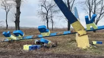 A stele at the entrance to Pokrovsk destroyed by shelling / Facebook photo by Pavlo Vishebaba