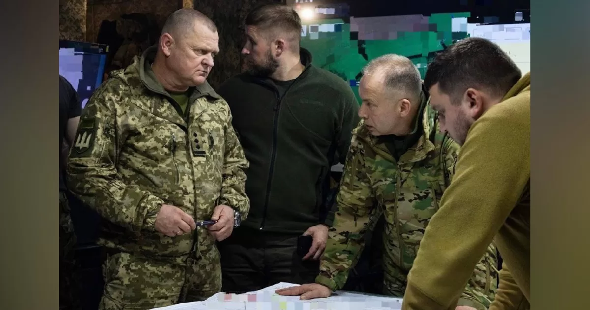 Commander-in-Chief of the Armed Forces of Ukraine Oleksandr Syrskyi during a visit to Pokrovsk. December 2024 / Photo by @osirskiy