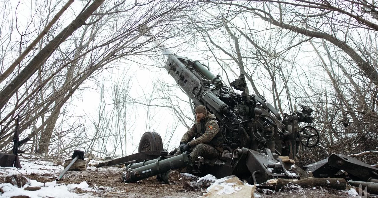 Soldier of the 45th separate artillery brigade Andriy Kuzma waiting for a combat order / Photo by 45th Artillery Brigade