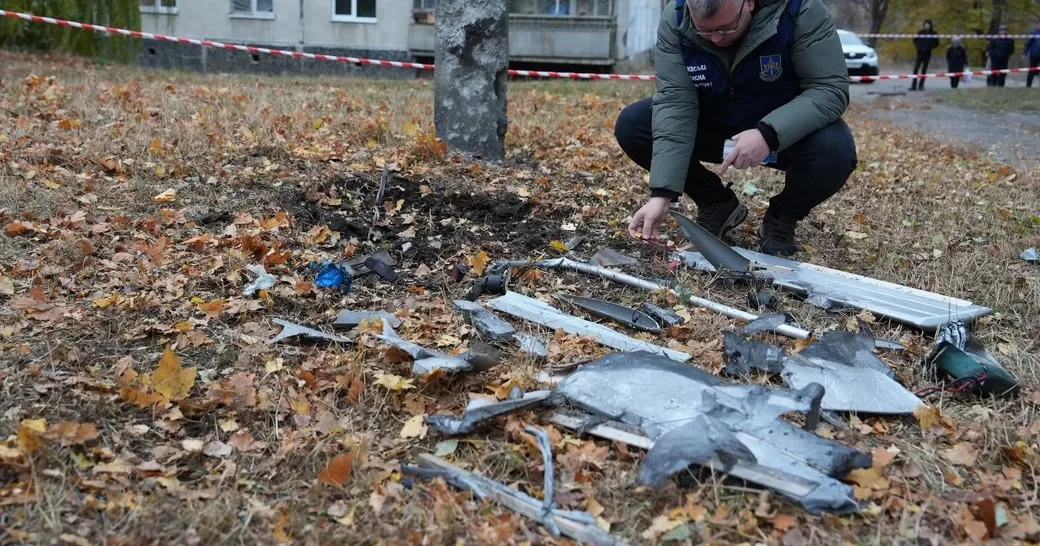 Обломки БпЛА «Молния-1» в Салтовском районе Харькова, 12 ноября 2024 / Фото Суспільне Харків