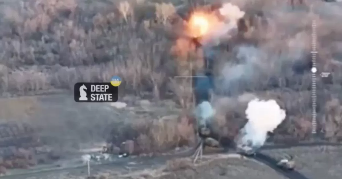 In the Pokrovsk sector, an enemy convoy of 5 armoured personnel carriers made its way through Vozdvyzhenka to Yelizavetivka / Video screenshot