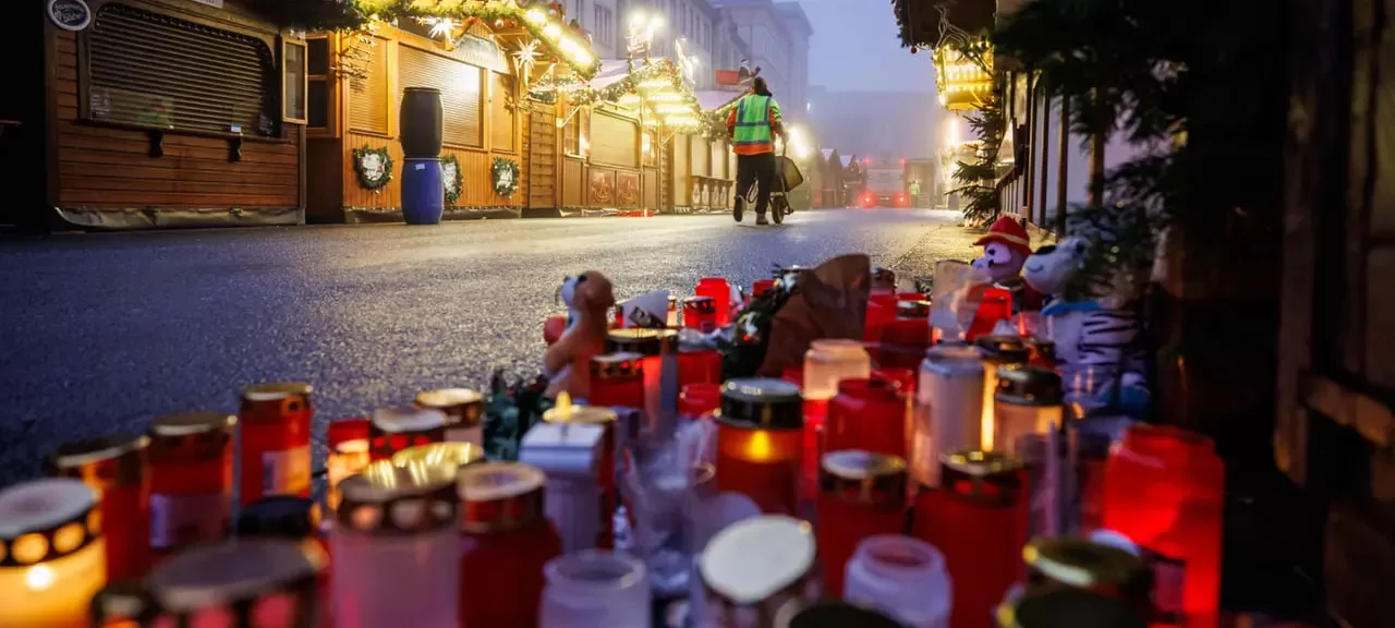 Свечи на месте теракта / Фото: tagesschau.de