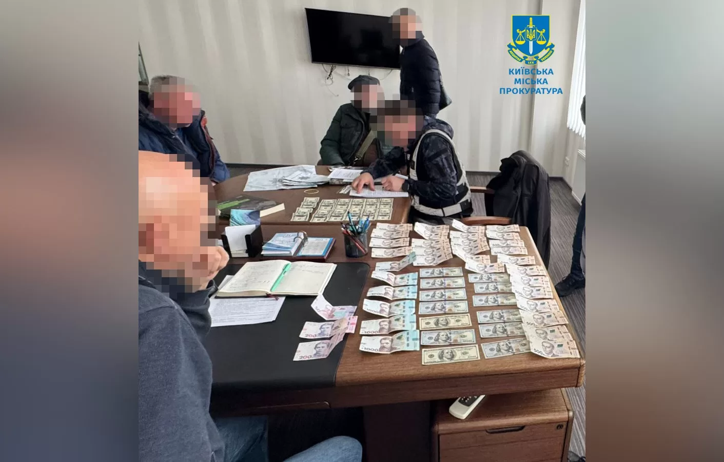 Задержание чиновника Госпродпотребслужбы / Фото: Киевская городская прокуратура