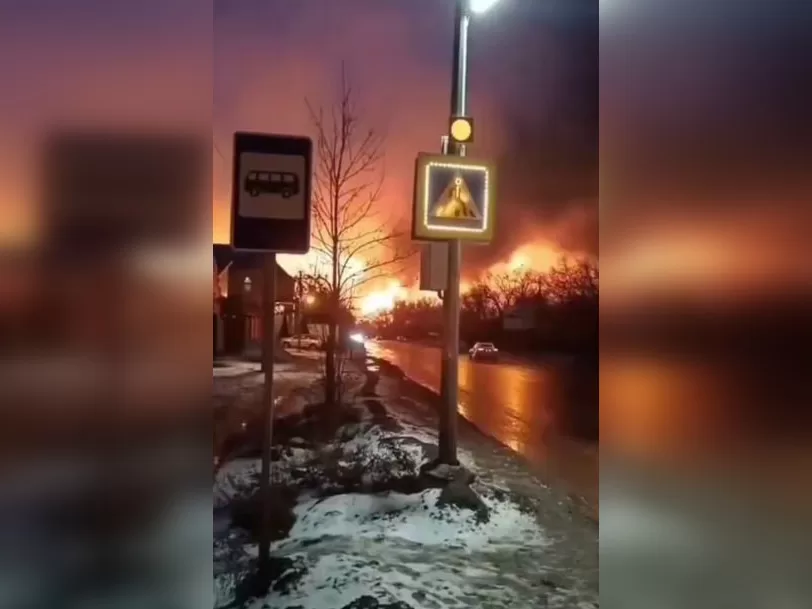 Пожар на нефтебазе в Энгельсе / Скриншот из видео