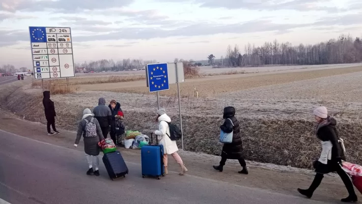 Refugees from Ukraine on the border with Poland, February 27, 2022 / Photo: UNIAN