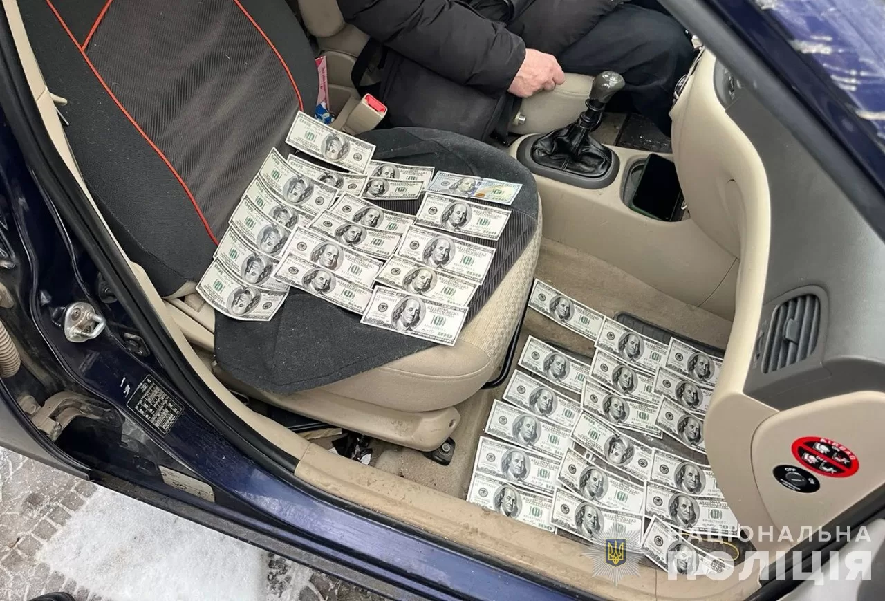 Полиция задержала двух подозреваемых в заработке на уклонистах / Фото: Нацполиция