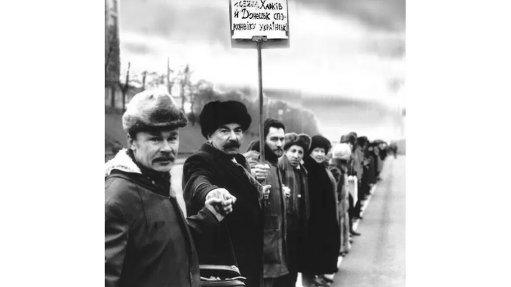 Экс-командира бригады ТрО подозревают в незаконной выплате 922 тыс. гривен собственной жене / Фото: ГБР