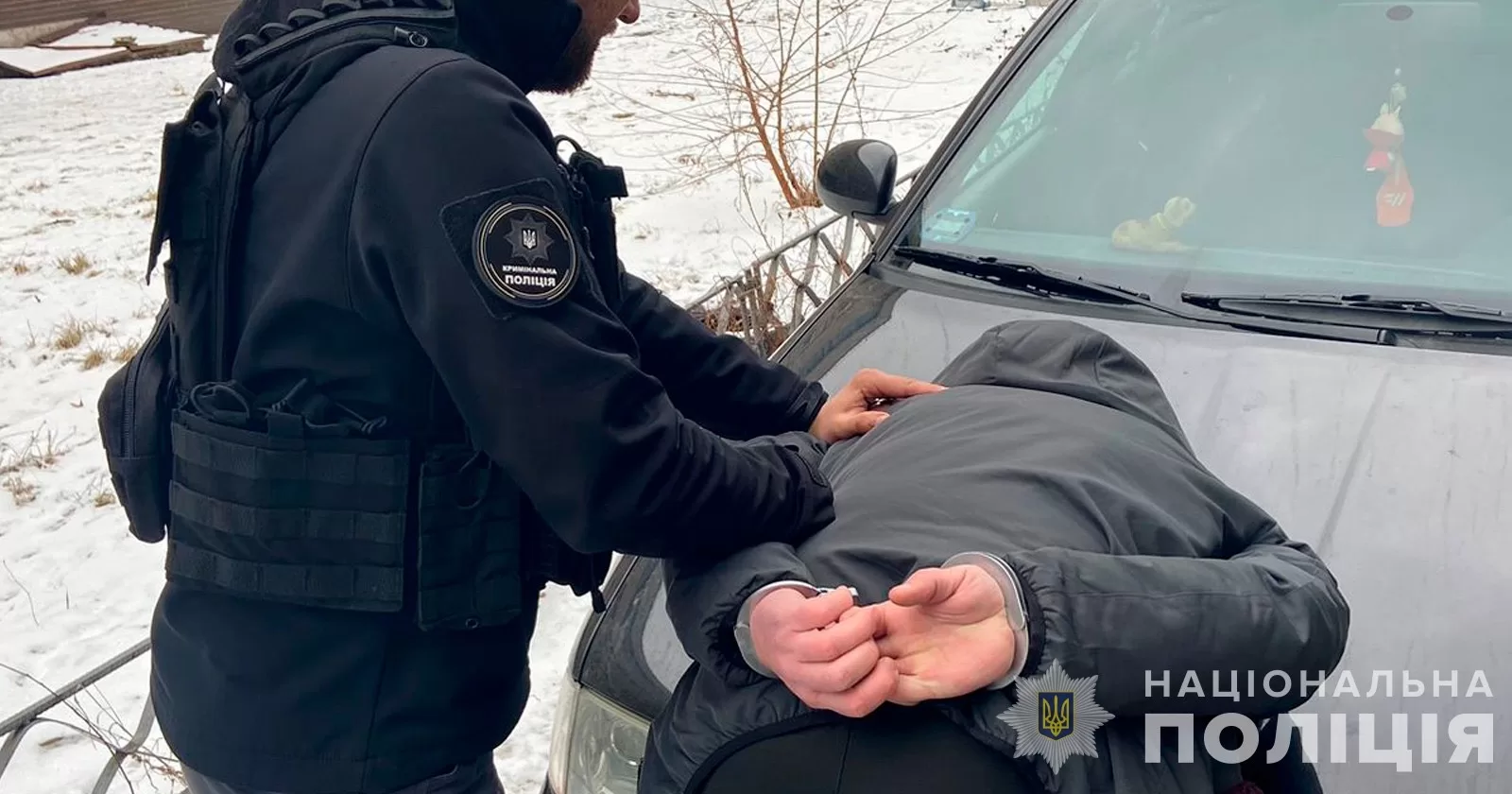 У злоумышленников изъяли танковый и ручной пулеметы, четыре гранатомета, шесть пистолетов, три дрона, более 500 патронов различного калибра / Фото Нацполиция